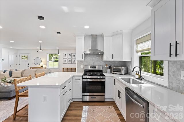 614 Cooper Drive, Charlotte, NC 28210