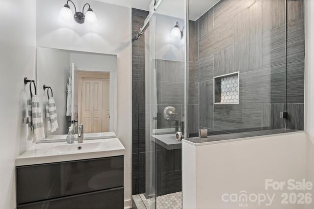 614 Cooper Drive, Charlotte, NC 28210
