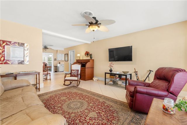 475 19th Place, Vero Beach, FL 32960