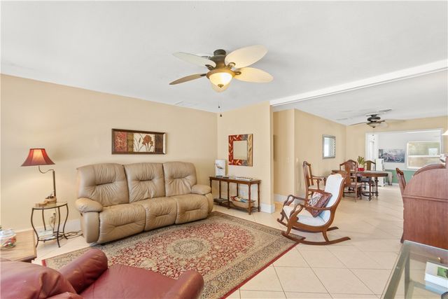 475 19th Place, Vero Beach, FL 32960