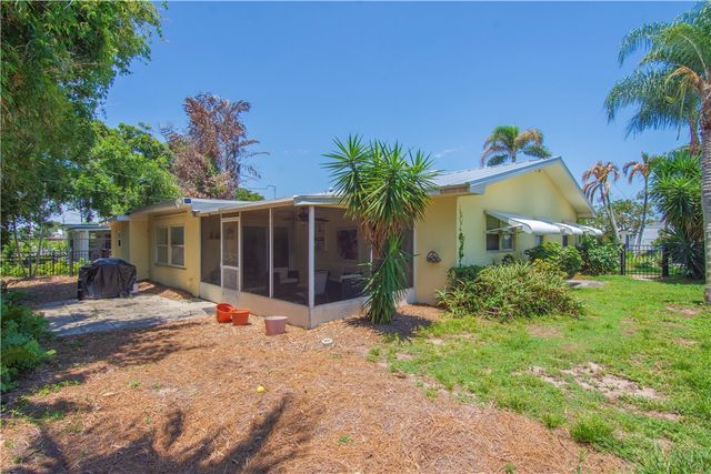 475 19th Place, Vero Beach, FL 32960