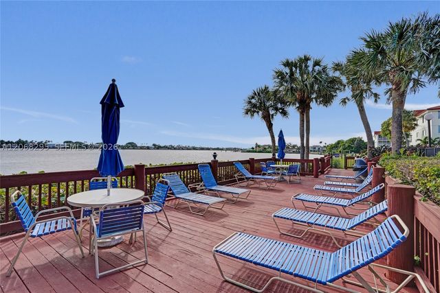 102 Half Moon Cir C3, Hypoluxo, FL 33462
