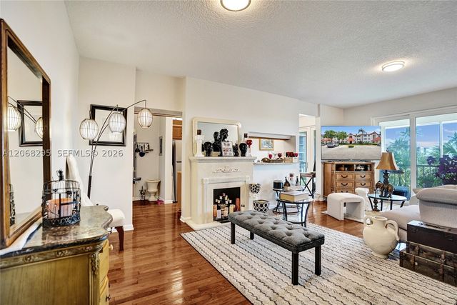 102 Half Moon Cir C3, Hypoluxo, FL 33462