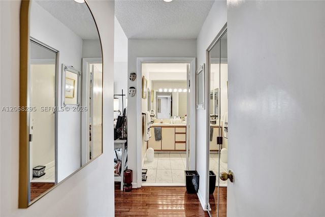 102 Half Moon Cir C3, Hypoluxo, FL 33462
