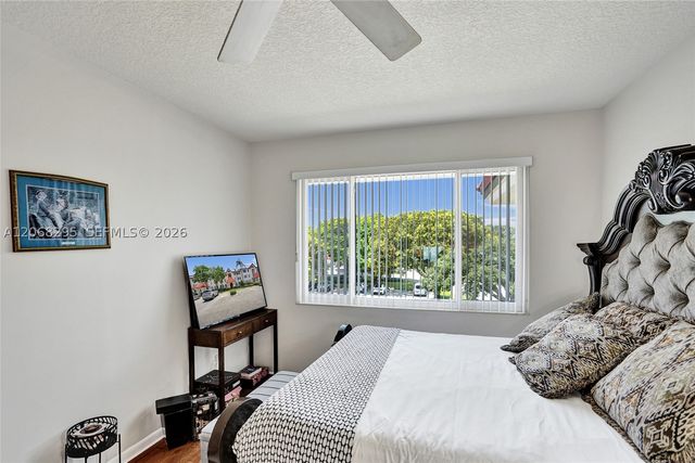 102 Half Moon Cir C3, Hypoluxo, FL 33462