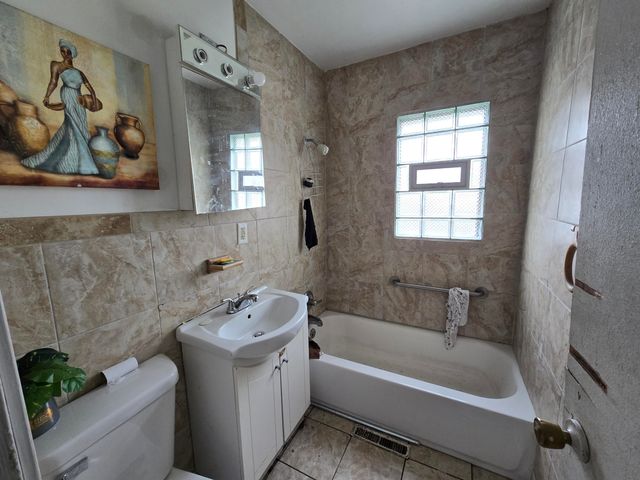 730 Matthews Street, Gary, IN 46406