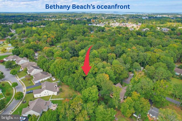 14 HOLLY LN, Ocean View, DE 19970
