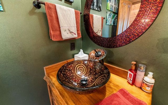 9 Kensington Drive, Mineral Bluff, GA 30559