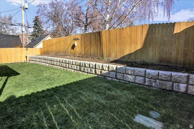 2726 TYLER AVE, Ogden, UT 84403