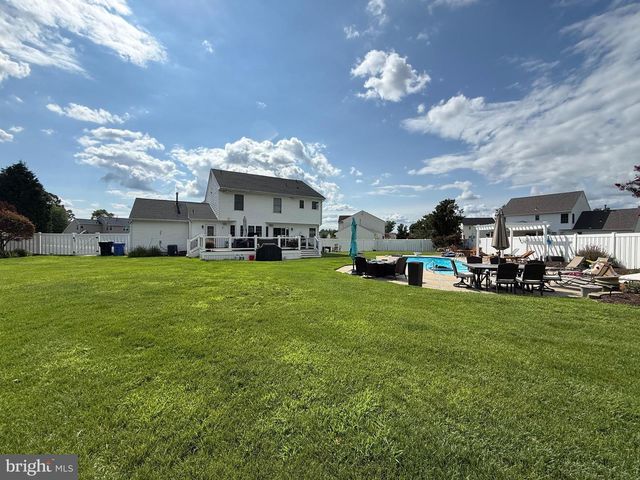 125 HORSESHOE DR, Mantua, NJ 08051
