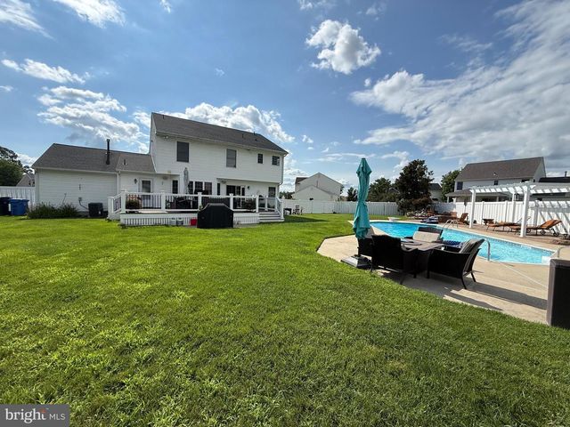 125 HORSESHOE DR, Mantua, NJ 08051