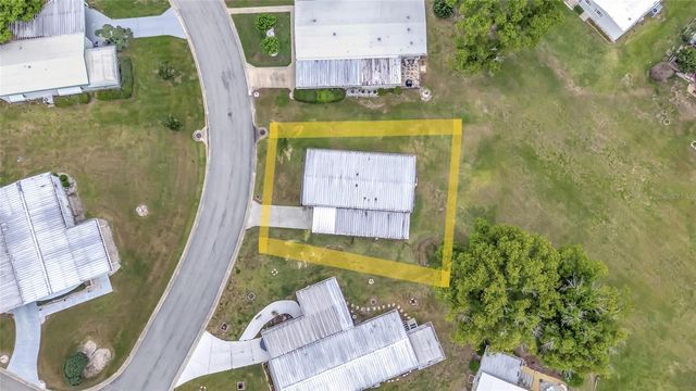 2011 WHITE OAK LANE 20, Zellwood, FL 32798