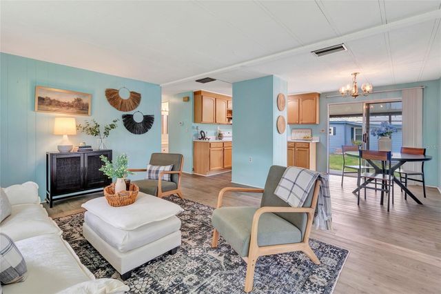 2011 WHITE OAK LANE 20, Zellwood, FL 32798