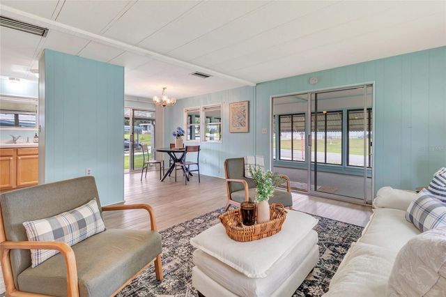 2011 WHITE OAK LANE 20, Zellwood, FL 32798