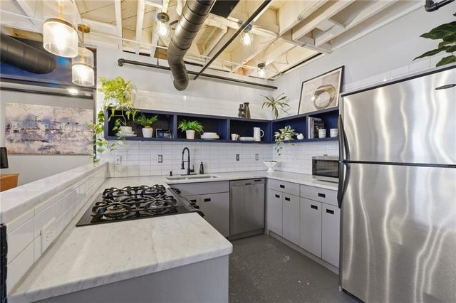 830 Dekalb Avenue NE 11, Atlanta, GA 30307