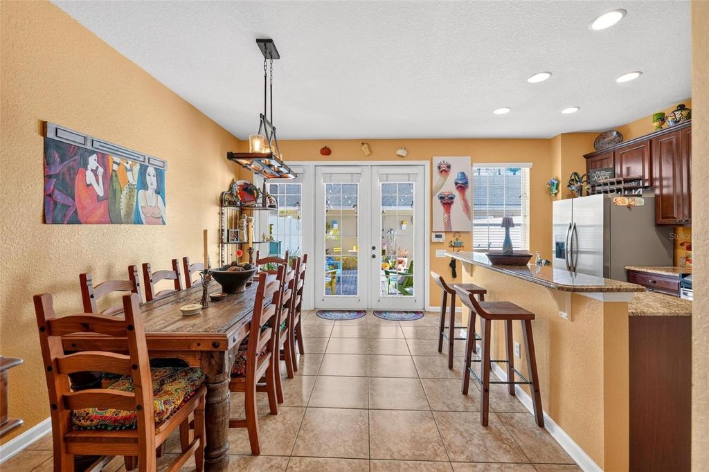 Image 14 of property listing at 12914 VENNETTA WAY, Windermere, FL 34786
