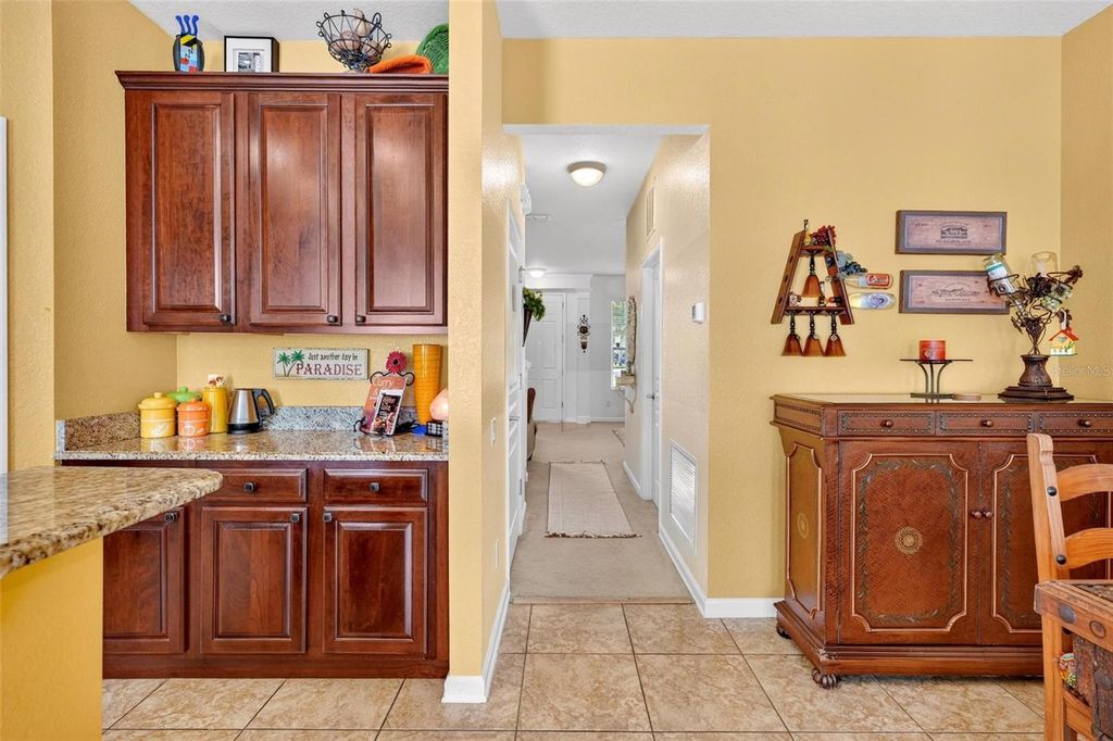 Image 18 of property listing at 12914 VENNETTA WAY, Windermere, FL 34786
