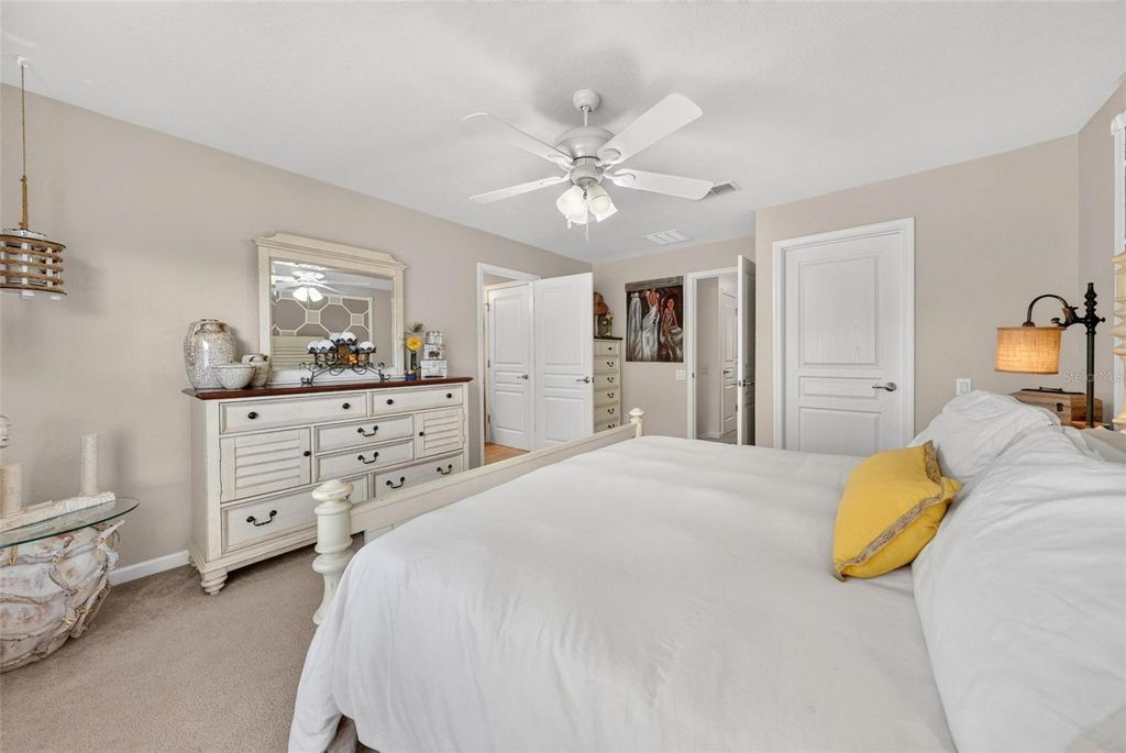 Image 26 of property listing at 12914 VENNETTA WAY, Windermere, FL 34786