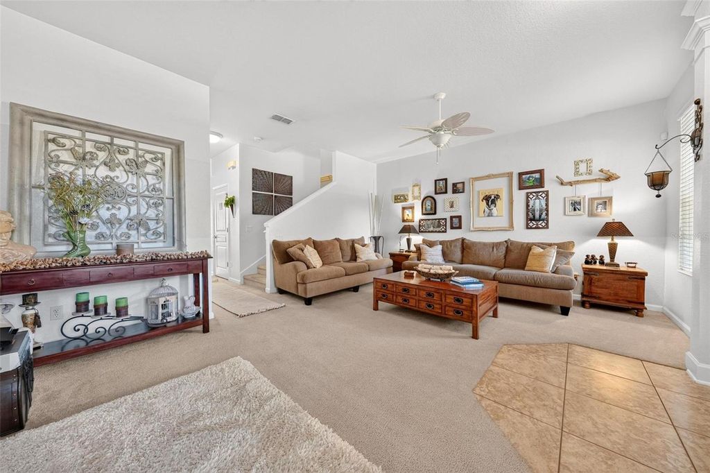 Image 4 of property listing at 12914 VENNETTA WAY, Windermere, FL 34786