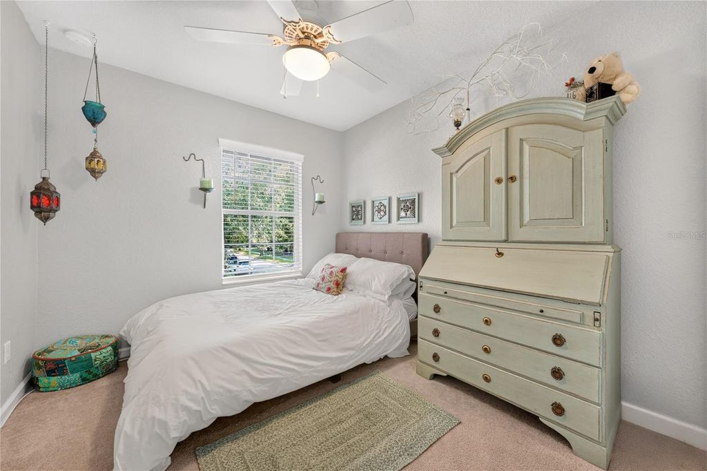 Image 34 of property listing at 12914 VENNETTA WAY, Windermere, FL 34786