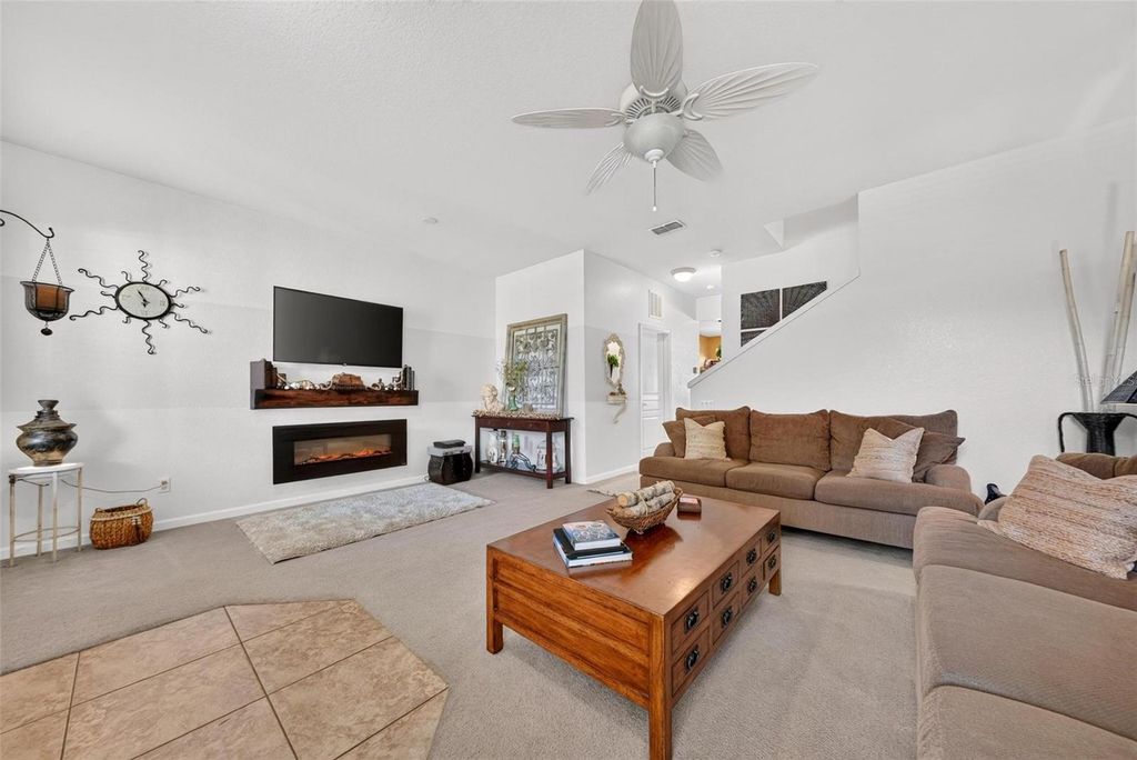 Image 9 of property listing at 12914 VENNETTA WAY, Windermere, FL 34786