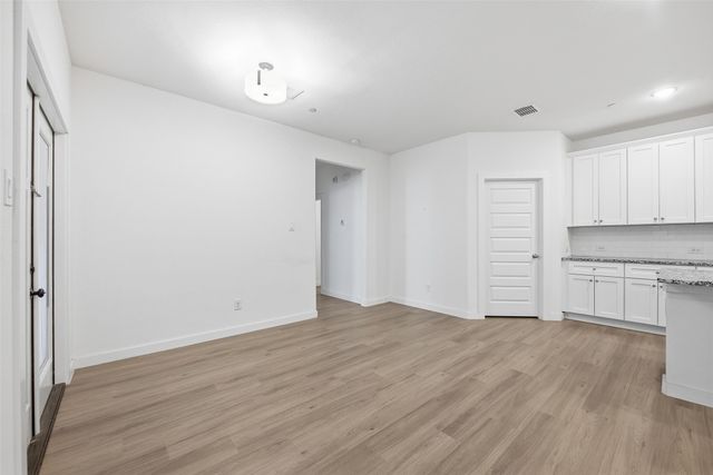 4705 Sunny Pathway, Haltom City, TX 76117