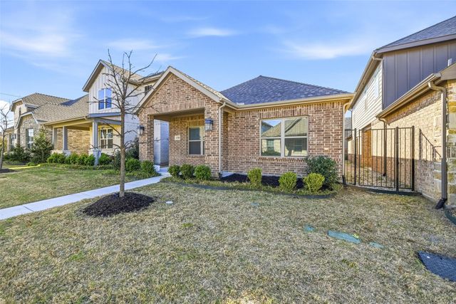 4705 Sunny Pathway, Haltom City, TX 76117