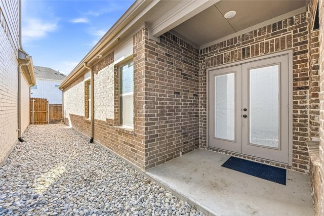 4705 Sunny Pathway, Haltom City, TX 76117