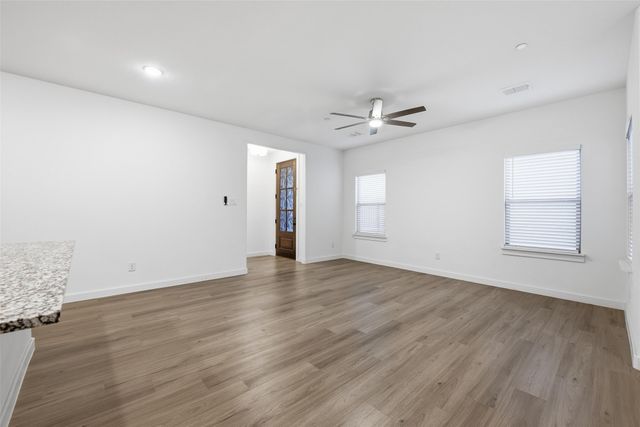 4705 Sunny Pathway, Haltom City, TX 76117