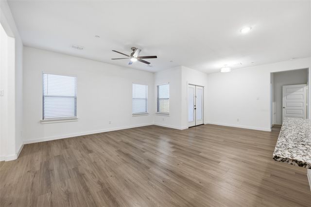 4705 Sunny Pathway, Haltom City, TX 76117