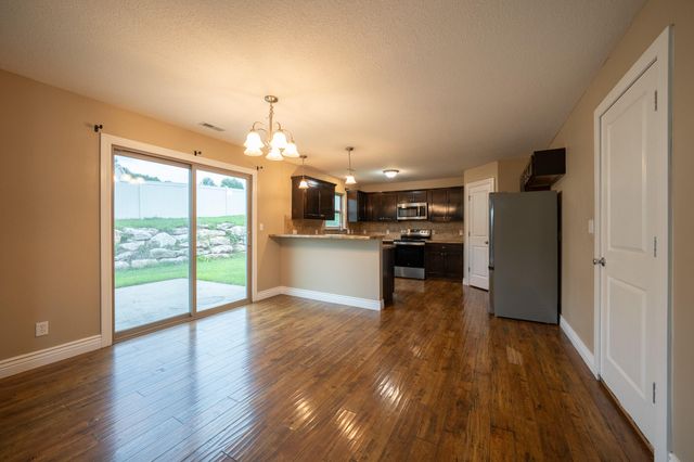 1000 S LOUISVILLE DR, Columbia, MO 65203