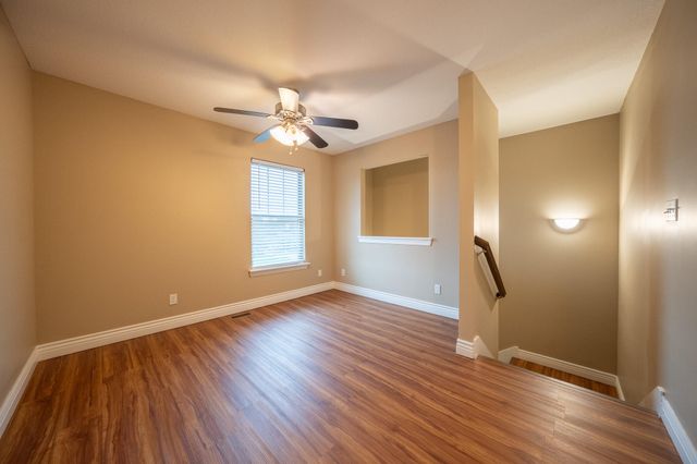1000 S LOUISVILLE DR, Columbia, MO 65203