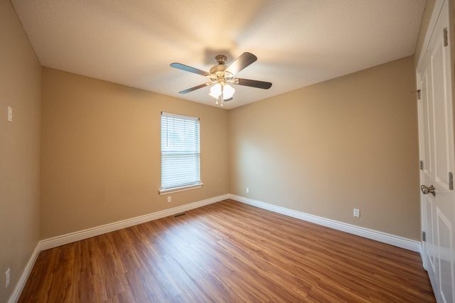 1000 S LOUISVILLE DR, Columbia, MO 65203