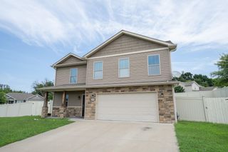 1000 S LOUISVILLE DR, Columbia, MO 65203