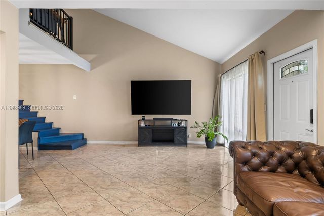 11166 NW 37th St, Sunrise, FL 33351