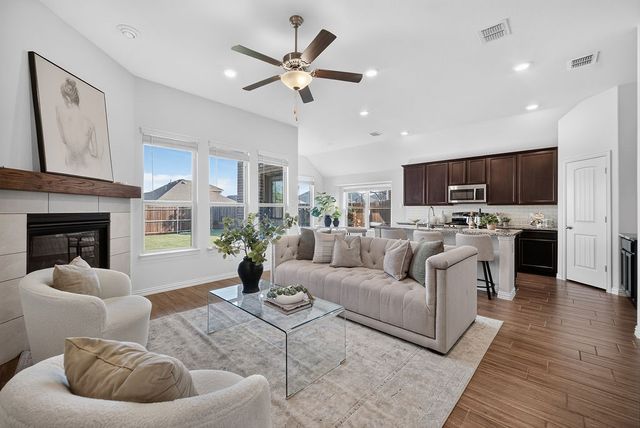 1352 Lake Grove Drive, Little Elm, TX 75068