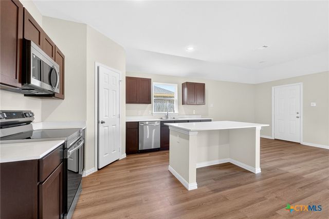 935 Antelope Trail, Temple, TX 76504