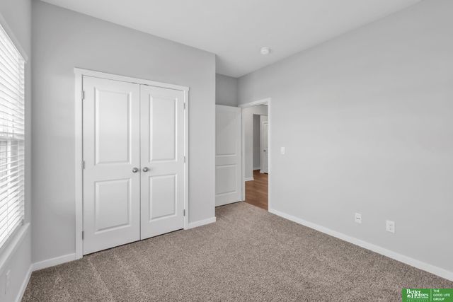 8522 S 63rd Street, Papillion, NE 68157