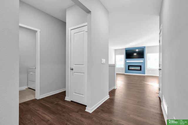 8522 S 63rd Street, Papillion, NE 68157