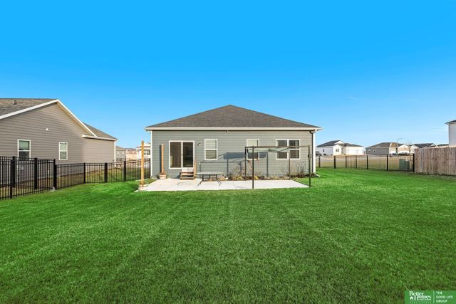 8522 S 63rd Street, Papillion, NE 68157