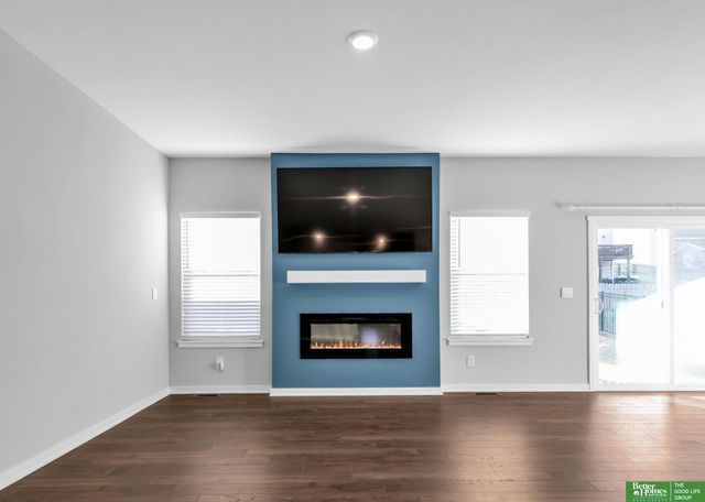 8522 S 63rd Street, Papillion, NE 68157