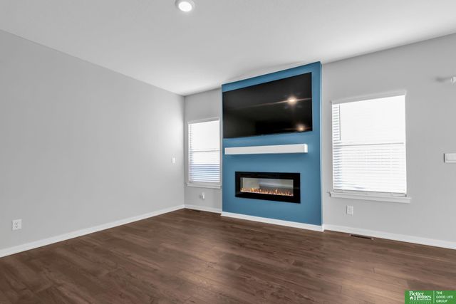 8522 S 63rd Street, Papillion, NE 68157