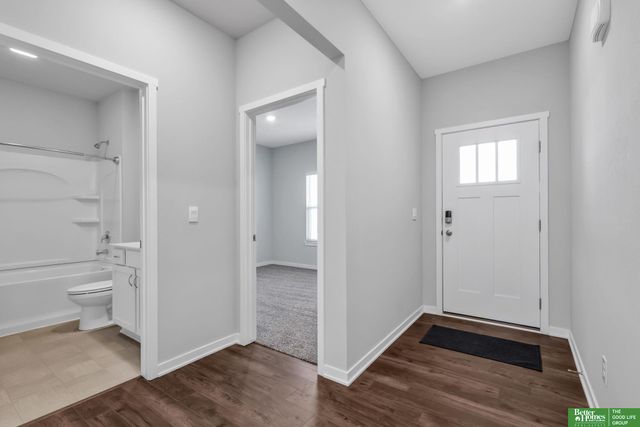 8522 S 63rd Street, Papillion, NE 68157