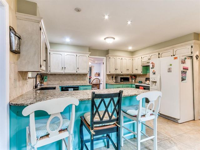 4417 Manchester Court, Norman, OK 73072