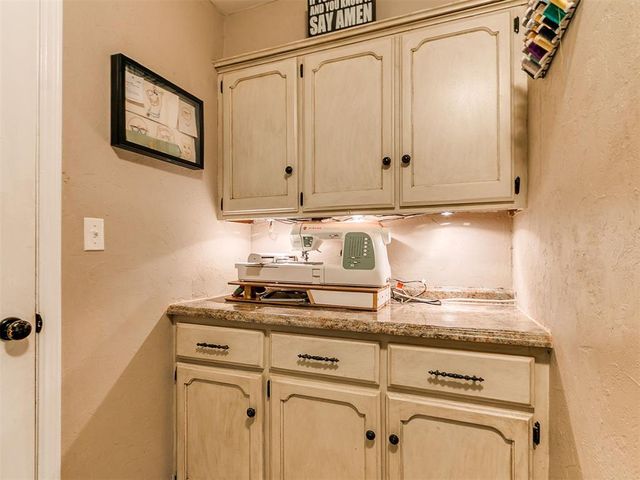 4417 Manchester Court, Norman, OK 73072
