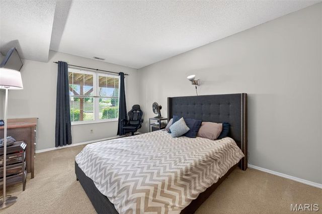 100 Holly Green Drive, Ballwin, MO 63021