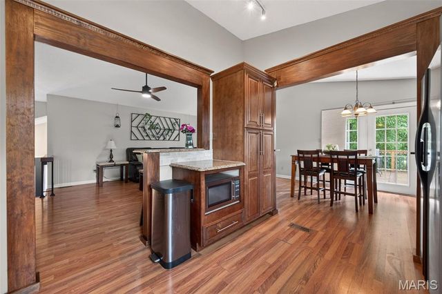 100 Holly Green Drive, Ballwin, MO 63021