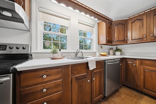 22 Houston Avenue, Methuen, MA 01844