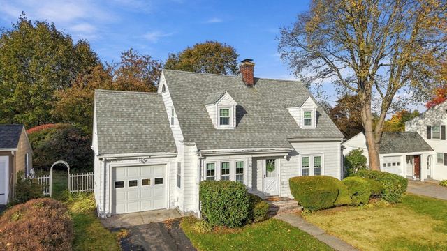 22 Houston Avenue, Methuen, MA 01844
