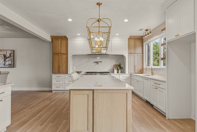 4 Foxborough Court, Heath, TX 75032